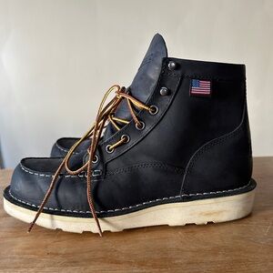 Danner Bull Run Moc Toe Boot, black size 9.5 Wide